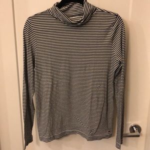 Vineyard Vines Navy Striped Turtleneck
